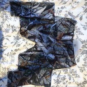 Realtree camp leggings.